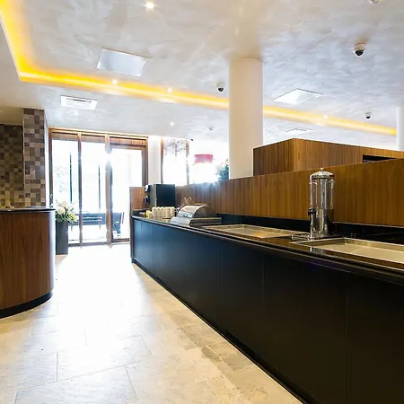Bastion Hotel 4*