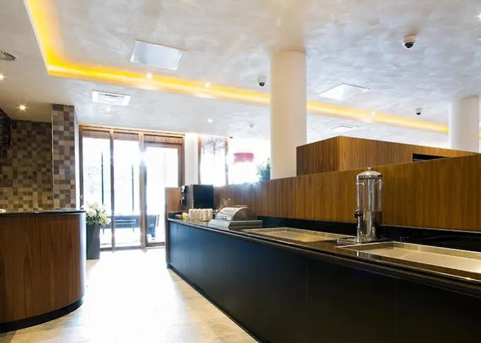 バスティオン ティルブルク ティルブルグ